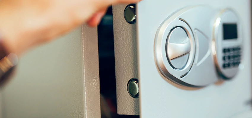 Fingerprint Safe Openers in Cathedral City, CA