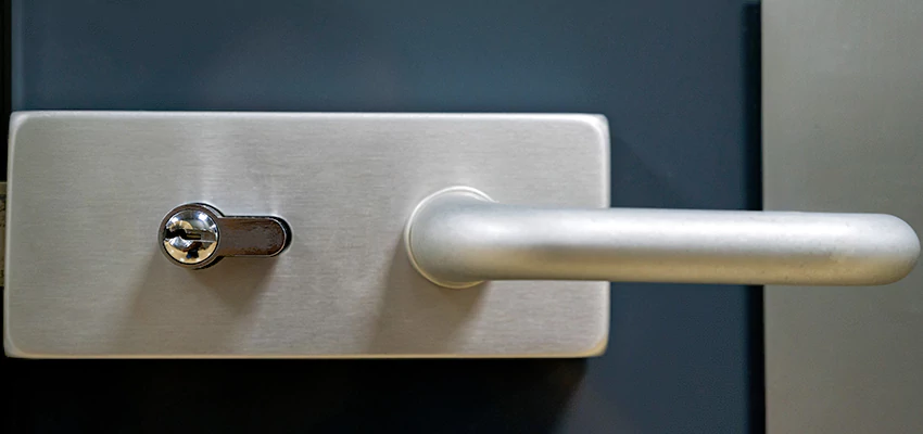 Change Patio Door Locks in Cathedral City, California